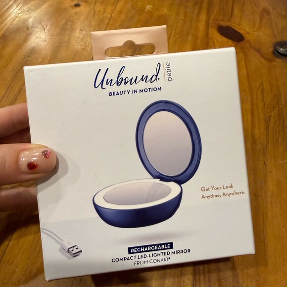 Conair Rechargeable LED-Lighted Mirror - Picture 2 of 3